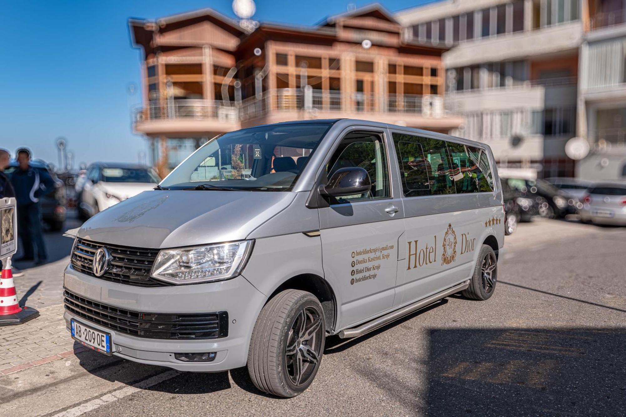 Hotel Dior Krujë Exteriör bild