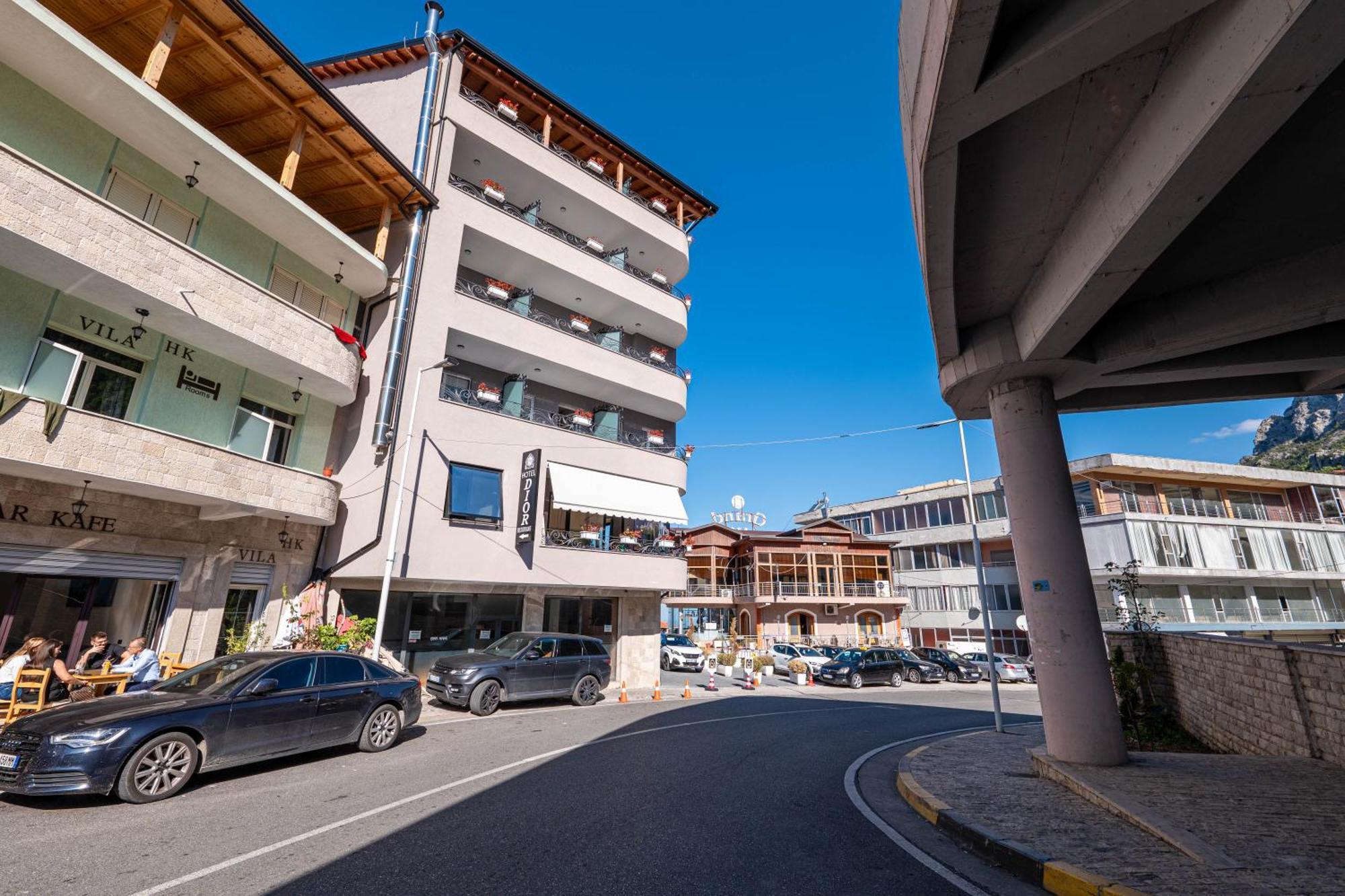 Hotel Dior Krujë Exteriör bild