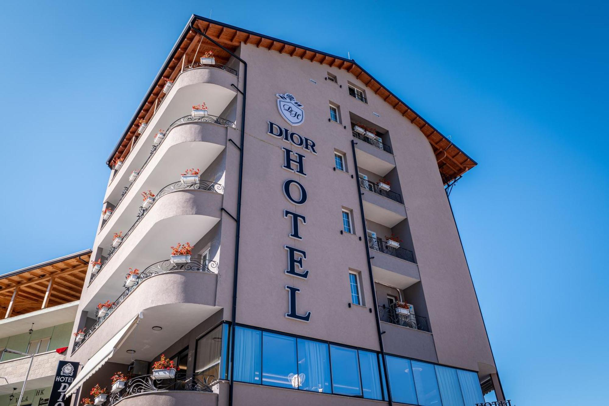 Hotel Dior Krujë Exteriör bild