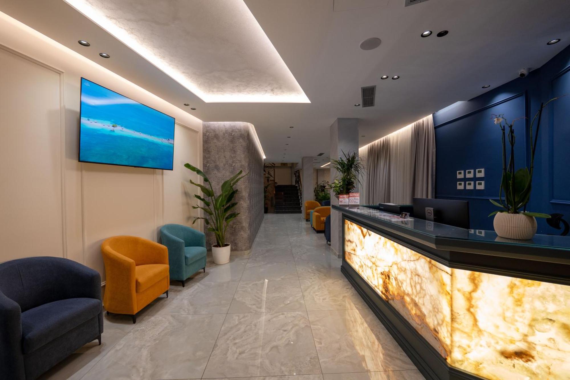 Hotel Dior Krujë Exteriör bild