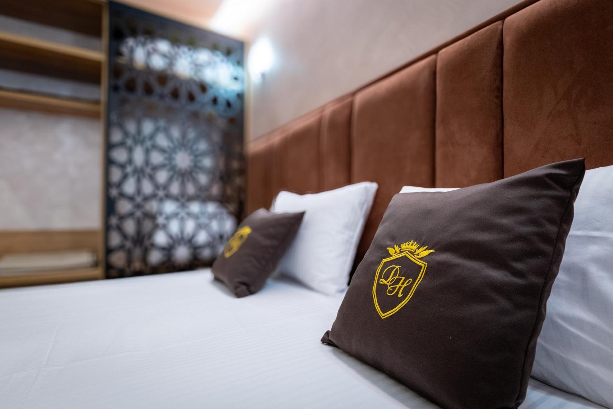 Hotel Dior Krujë Exteriör bild
